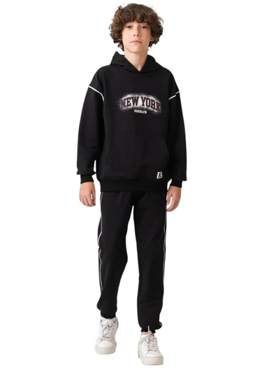 Erkek Çocuk New York Yazılı Çizgi Şeritli Kanguru Cepli Kapüşonlu Siyah Eşofman Takımı Siyah