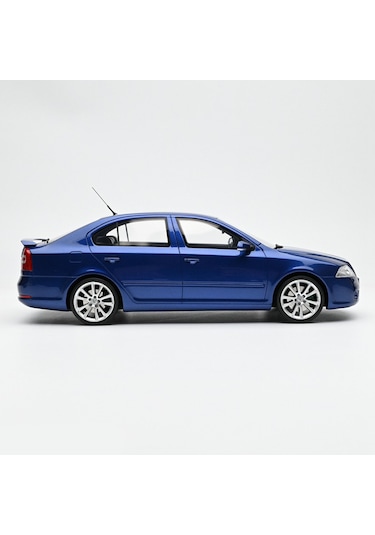 1:18 Otto 2006 Skoda Octavia Rs 2.0 Tfsi Race Blue
