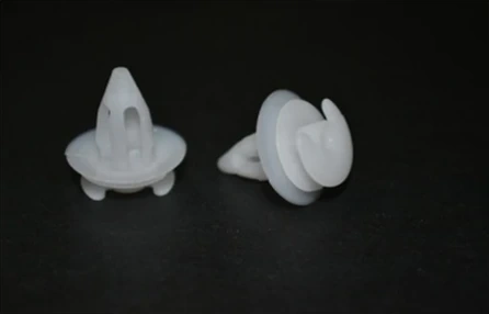 Kapı Döşeme Klipsi Yenı Model Mercedes-bmw-pejo-cıtroen-japon-renault-pejo-mitsubishi 50 Adet