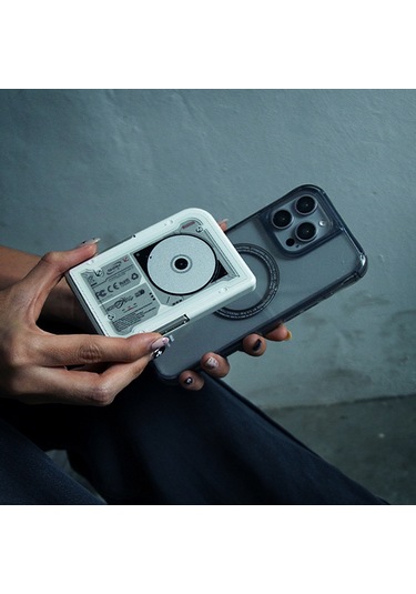 Skinarma Nexus Nova Kablosuz Ve Pd Hızlı Şarj Özellikli Standlı Powerbank 20w 5000mah Açık Gri