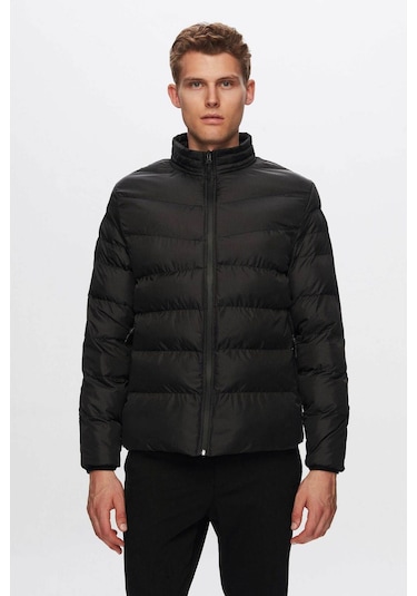 D's Damat Slim Fit Rüzgar Geçirmez Elyaf Dolgulu Erkek Mont 1HF07ORT01940 Siyah D's Damat Slim Fit Rüzgar Geçirmez Elyaf Dolgulu Erkek Mont 1HF07ORT01940 Siyah
