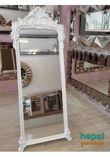 Vintage Madam Model Beyaz Renk Varaklı Ayaklı Boy Aynası Beyaz