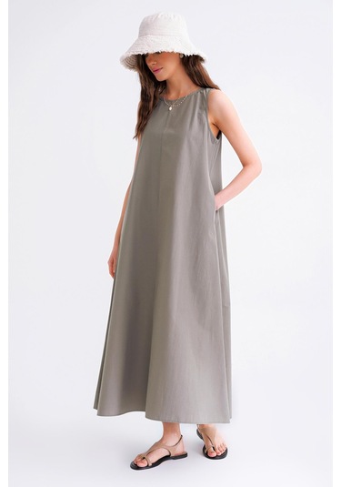 4690 Kadın Bisiklet Yaka Sıfır Kol Midi Paraşüt Elbise Haki Haki