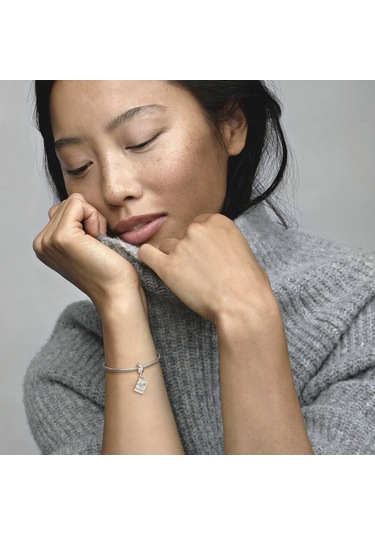 Nur Silver Sallantılı Pasaport Gümüş Charm Nur-bl01286