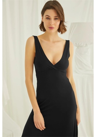 Monamise 18461 Kadın Siyah Kalın Askılı Göğüs Ve Sırt Dekolteli Dantelli Yırtmaçlı Gecelik -siyah Siyah