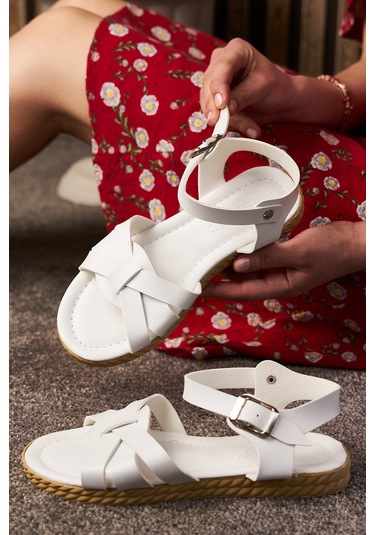 Günlük Kadın Sandalet Bilek Tokalı Yumuşak Rahat Ortopedik Alçak Tabanlı Esnek Ayakkabı 407 Beyaz