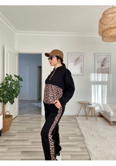 Ge Ticaret Kadın Uzun Kollu Leopar Detay Sweat Ve Yanı Leopar Şerit Detay Pantolon Ikili Takım Siyah