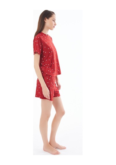 Premium Şortlu Kadın Pijama Takımı Kırmızı Kalp Desenli Yumuşak Dokulu Bisiklet Yaka Kısa Kollu Kırmızı
