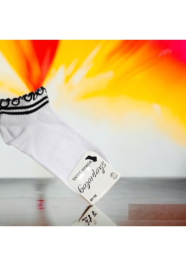 Shopiolog Sevimli Marul Desenli Bilek Çorabı Desen1 Beyaz - Siyah