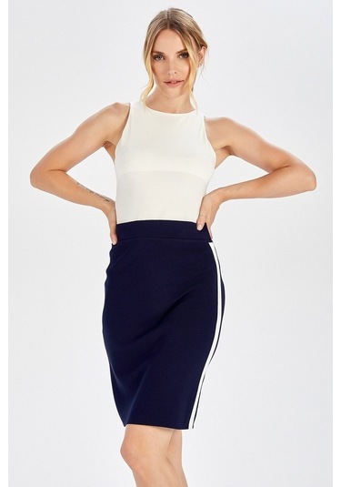 Peraluna Yanı Şeritli Lacivert Renk Dar Triko Etek