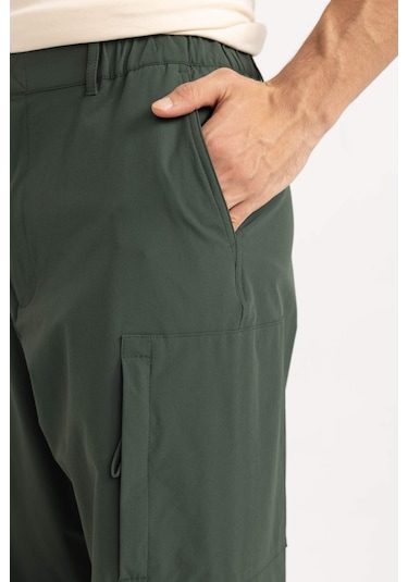 DeFacto Yazlık Pantolon Relax Fit Rahat Kesim Kargo Cepli Beli Paçası Lastikli B4519AX24SPGN542 DeFacto Yazlık Pantolon Relax Fit Rahat Kesim Kargo Cepli Beli Paçası Lastikli B4519AX24SPGN542