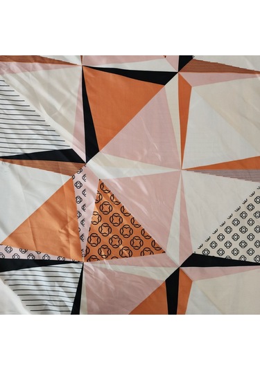 Hedea Düşlerin Kıvrımı Saten Fular 70x70 Cm Çok Renkli