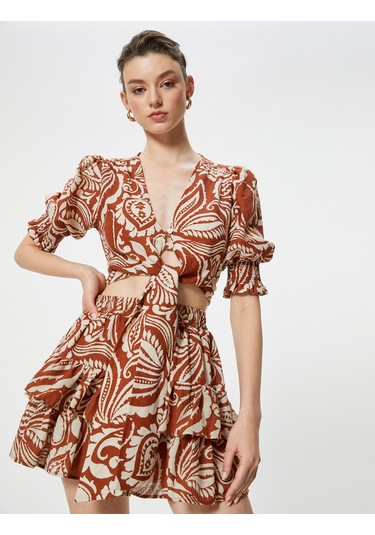 Koton Keten Karışımlı Balon Kol Crop Bluz Kruvaze Yaka Fiyonk Bağlama Detaylı Kahverengi Desenli 4sak60125ew Kahverengi