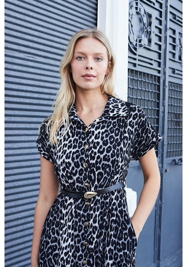 Kadın Desenli Yakalı Düşük Omuzlu Duble Kol Kemerli Midi Boy Elbise Deri Kemer Dahil -antrasit Leopar Antrasit Leopar