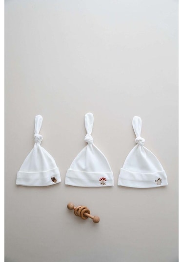 3lü Yenidoğan Nakışlı Şapka Model 1 Beyaz