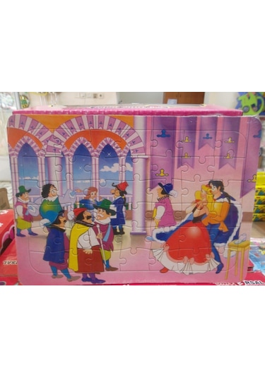 42 Parça Karton Puzzle Arkası Boyamalı 2 Adet