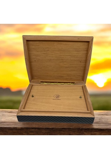 Guevara Karbon Desen Mini Puro Kutusu Humidor Siyah 5s