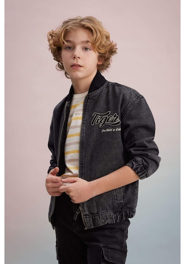 DeFacto Erkek Çocuk Kolej Yaka Fermuarlı Çift Cepli Mevsimlik Hafif Jean Bomber Ceket B5500A824SPNM36
