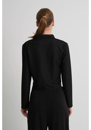 Alexandergardı Desenli Uzun Kollu Dokulu Crop Gömlek Siyah