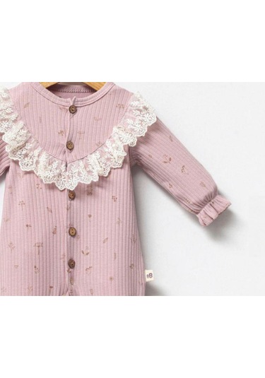 By Bubbles Natural Dantel Detaylı Önden Açmalı Kız Bebek Tulum Lila