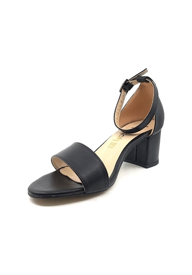 Ayakkabımood Gizzah Siyah 5Cm Bayan Tek Bant Topuklu Ayakkabı