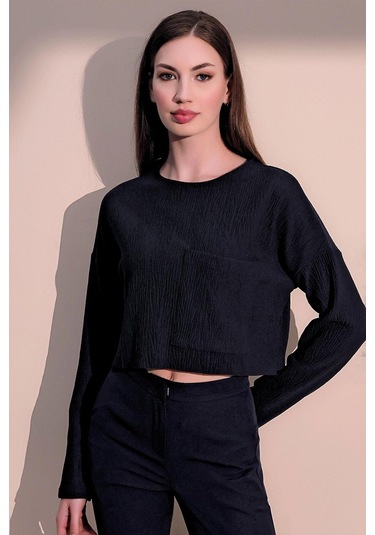 Kadın Lacivert Kendinden Dokulu Cepli Crop Sweatshirt, Salaş Kesim Lacivert