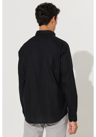 AC&Co / Altınyıldız Classics Erkek Sıyah Comfort Fit Rahat Kesim Düğmeli Yaka Keten Gömlek - Siyah
