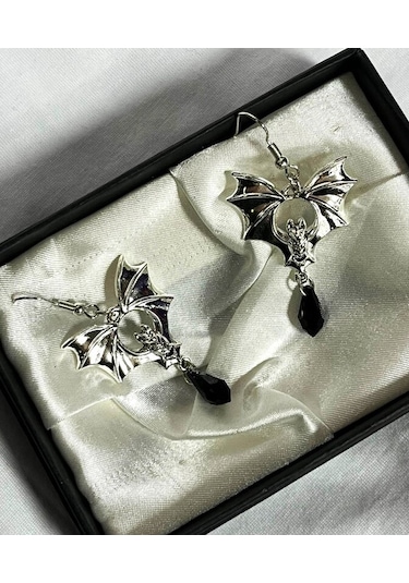 Dükkan Design Taşlı Gotik Yarasa Küpe Açık Gri