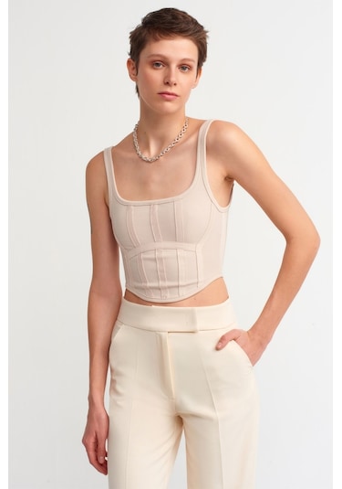 Dilvin Bej Korse Top 001