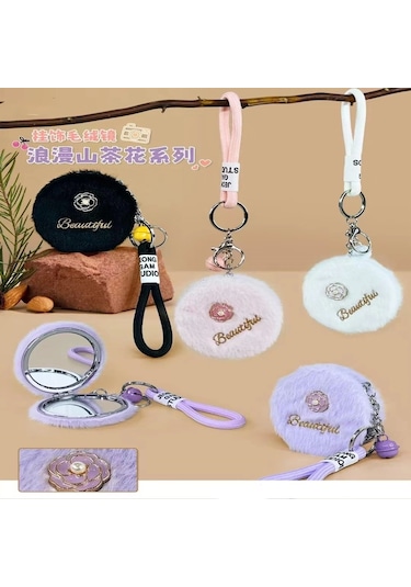 Peluş Tasarımlı Ayna Çok Renkli