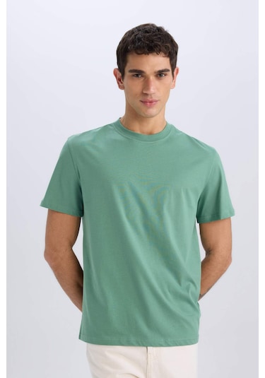 DeFacto %100 Pamuk New Regular Fit Bisiklet Yaka Basic Düz Kısa Kollu Tişört V7699AZ25SPGN759 DeFacto %100 Pamuk New Regular Fit Bisiklet Yaka Basic Düz Kısa Kollu Tişört V7699AZ25SPGN759