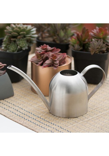 Yaleker Çelik Ocağı Bahçe Suları: Uzun Damlalı, Ergonomik Kollü 500ml Sulama Kavanozu - İç/ Dış Bahçe Uygun