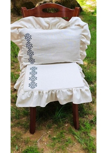 Yıkanmış Keten Dikdörtgen Motif Kanaviçe Nakışlı Fırfırlı Kırlent Kılıfı Naturel