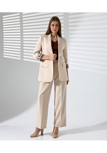 Kadın Normal Kalıp İçi Leopar Desem Hürrem Blazer Ceket Bej