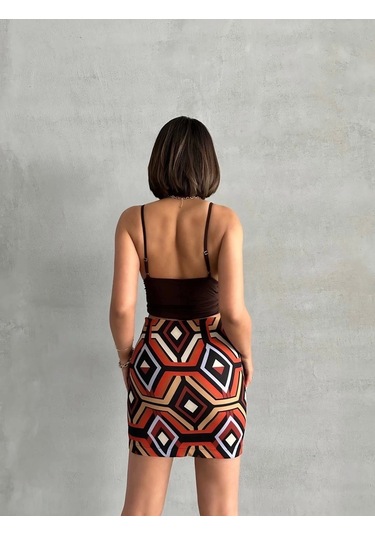 Etnik Desen Etek Kırmızı