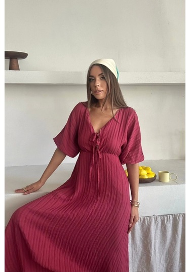 V Yaka Dökümlü Elbise - Pembe Pembe