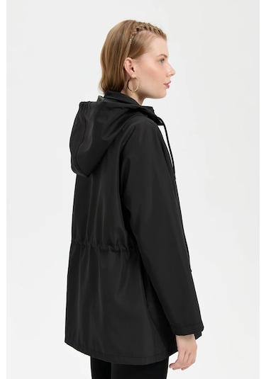 Desen Triko Kadın Kapüşonlu Kapaklı Cepli Kısa Trençkot 24416 Siyah Siyah