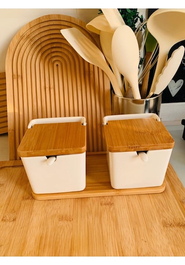 Morponi 2'li Bambu Standlı Bambu Kapaklı Porselen Kaşıklı Tuzluk Biberlik 260 Ml Gnl Ahşap