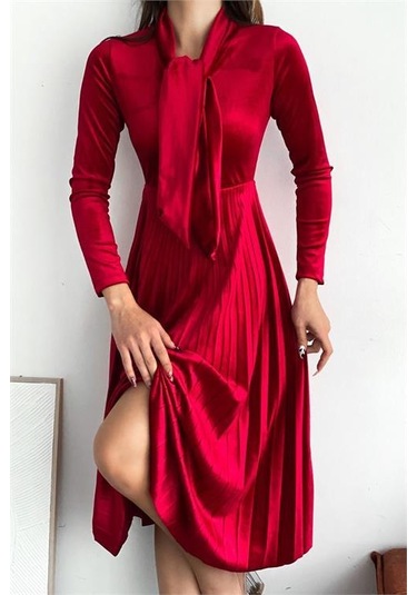 Kadın Yakası Bağlama Detaylı Piliseli Kadife Elbise Dpnbq012 Kırmızı