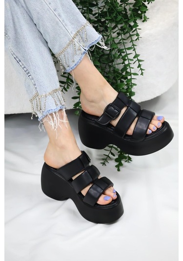 Asmi Shoes Kadın Mikeno Üç Biyeli Toka Detaylı Kalın Taban Ortopedik Terlik Siyah Siyah