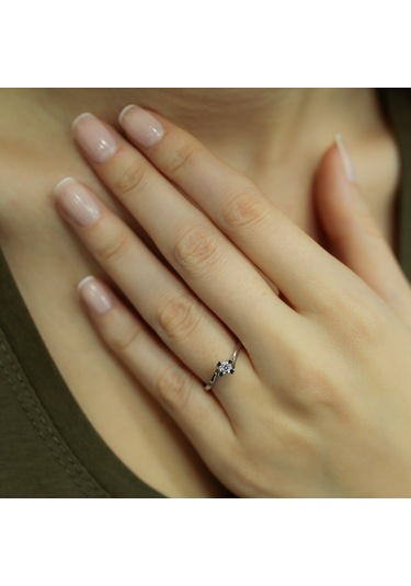 Lova E Renk 0,14 Karat Pırlanta Tektaş Yüzük - 1070027