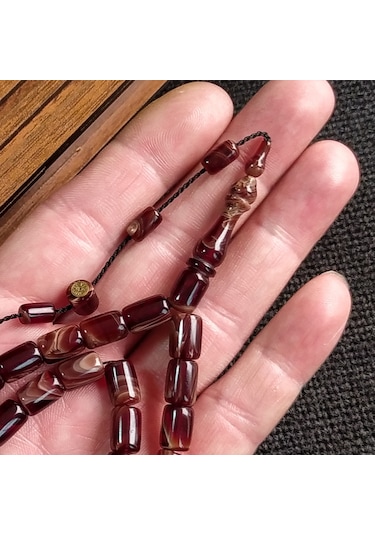 İmzalı 7X11 mm Kahve Beyaz Sıkma Kehribar Tesbih Usta İşçilikli