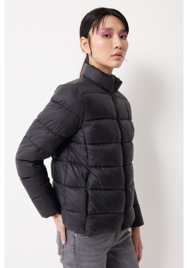 Lee Regular Fit Normal Kesim Dik Yaka Siyah Şişme Mont L222714001 Siyah