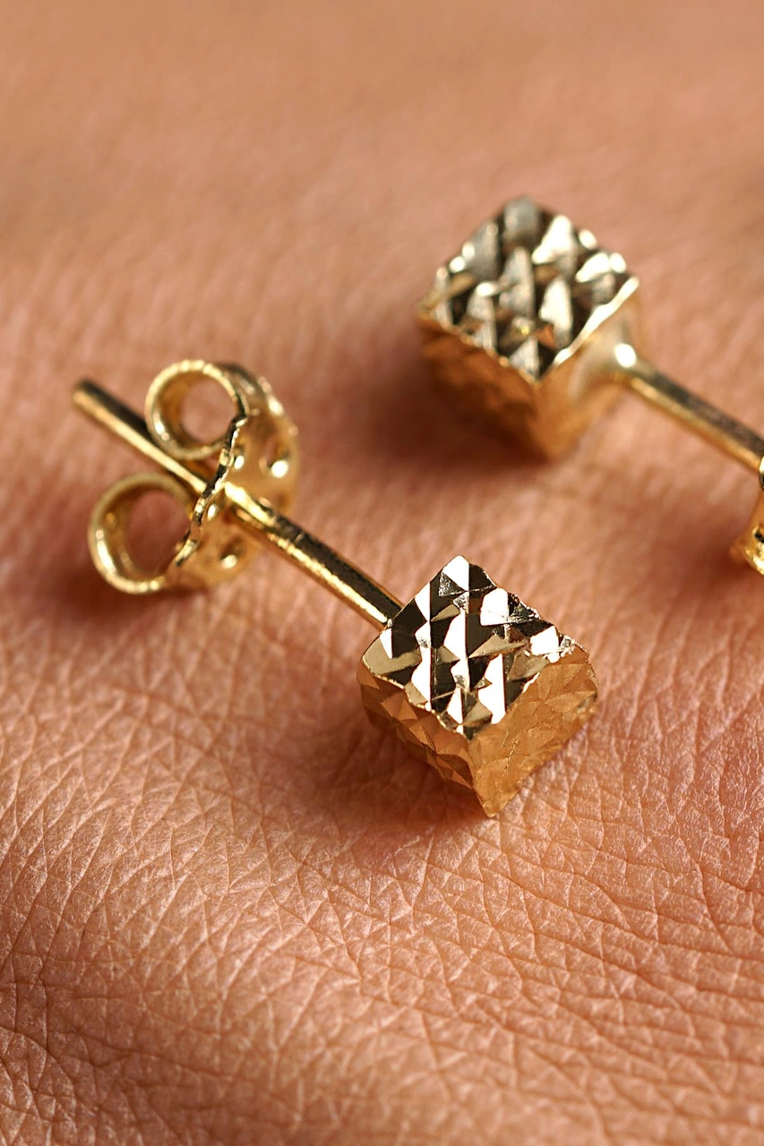 14 Ayar Altın Kalem İşlemeli Küp Küpe Erkek Kp5961-e Sarı Altın