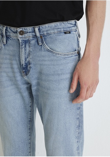 Mavi - Jake Classic Denim Puslu Açık Mavi Jean Pantolon 0042286799 Açık Mavi Mavi - Jake Classic Denim Puslu Açık Mavi Jean Pantolon 0042286799 Açık Mavi