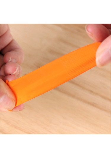 Reedark "bahçe Ve Mutfak İçin Pratik Silikon Parmak Bıçak Seti - 1 Bıçak + 5 Silikon Ped"