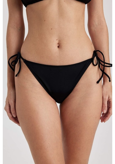 DeFacto Regular Fit Bikini Altı-Fall in Love T3670AZ24SMBK81