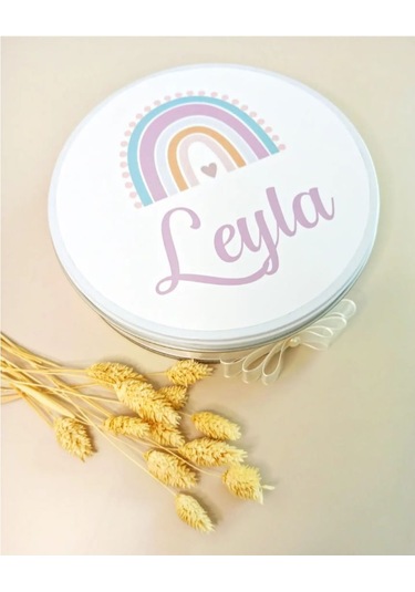 Madlen Çikolata İsme Özel Kız Bebek Hediyelik Çikolata Metal Kutu 100'lü