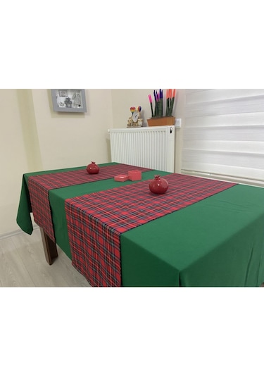 Koyu Yeşil Renk Masa Örtüsü Yılbaşı Ekose Runner Seti