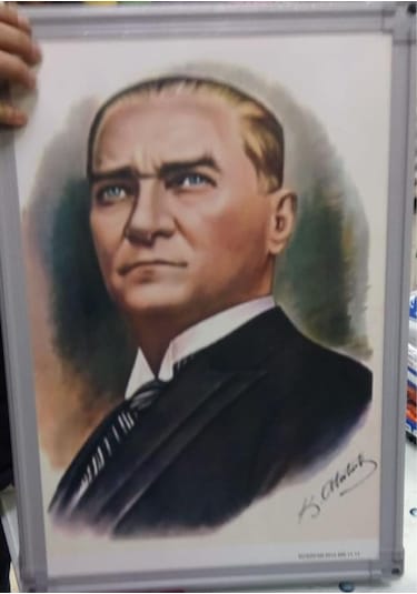 Inter Atatürk Portresi 35 X 50 Alüminyum Çerçeve